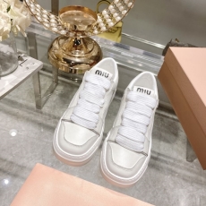 Miu Miu Casual Shoes